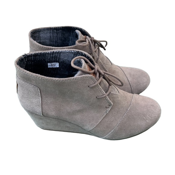 Tom’s Kayla Wedge Booties Size 10W - Picture 4 of 9